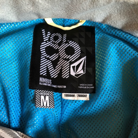 SOLD! Volcom Snow Pants - Picture 5 of 5